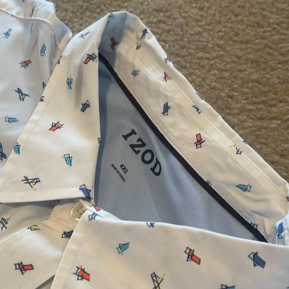 Izod Men's White Patterned Shirt